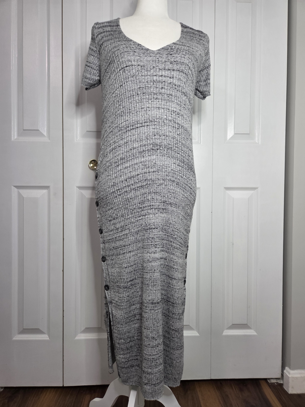 Anthropologie Postmark 9H15 Stcl Stretch Gray Ribbed Knit Maxi Dress Side S